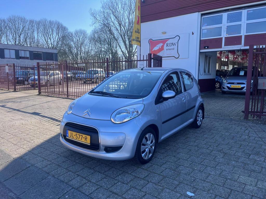 Citroen C1 1.0i 68PK 5D Ambiance Airco, Euro 5, Stof, Gebruikt, 4 stoelen