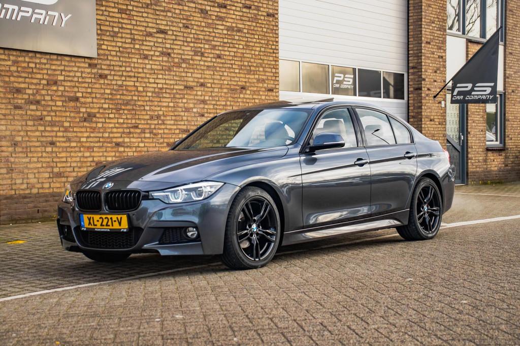 BMW 3-serie 320i M-Sport, Origineel NL/ Dealer OH/Pano/Leder, Auto's, Automaat, 1998 cc, Achterwielaandrijving, Euro 6