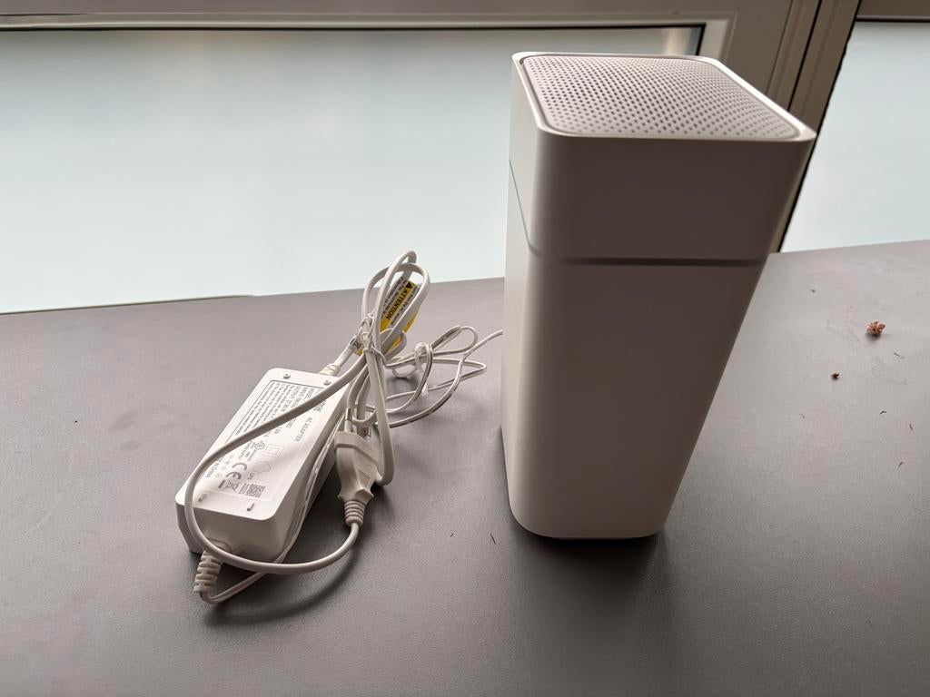 Ziggo Connectbox Router/Modem - Snelle Wifi, Computers en Software, Routers en Modems, Ophalen, Gebruikt, Router met modem