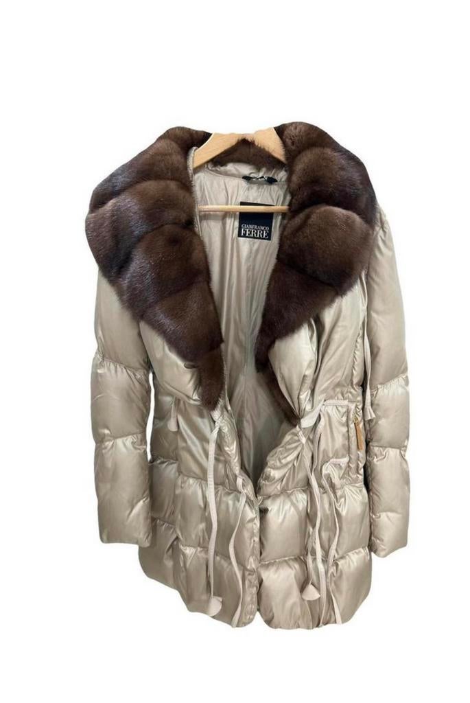 Prachtige bont jas dons gevoerd, Verzenden, Zo goed als nieuw, Maat 38/40 (M)