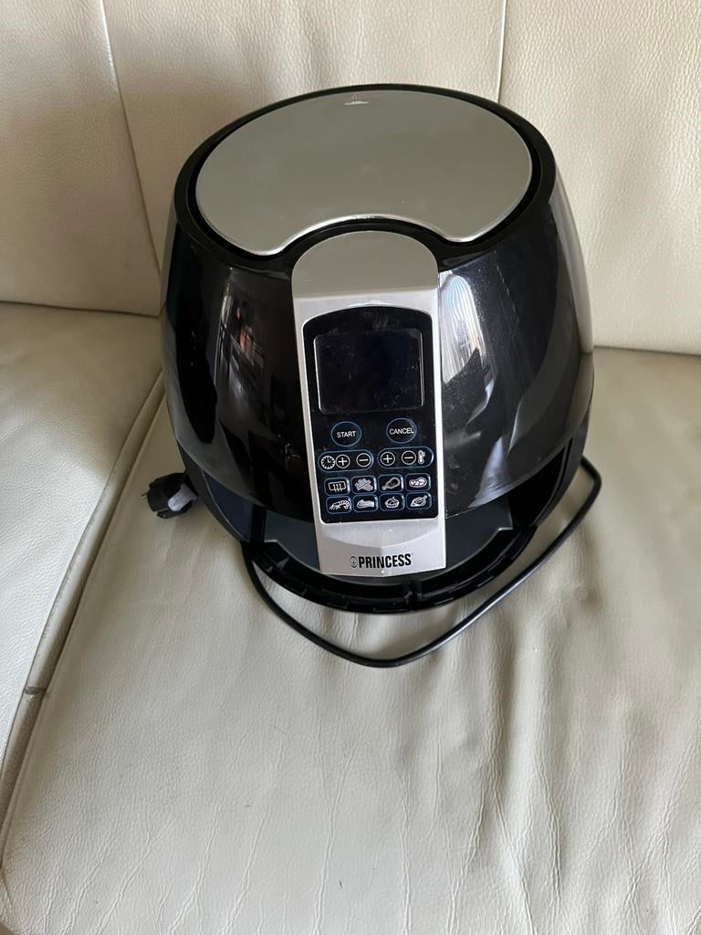 Airfryer Princess nieuw vraagprijs € 25,00, Ophalen, Nieuw, Airfryer XL, 1000 t/m 1499 gram