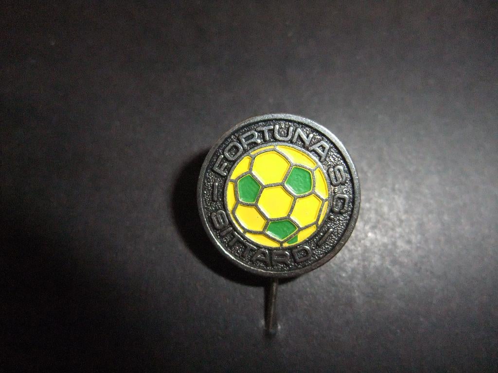 Fortuna Sittard  zeer oude speld, Ophalen of Verzenden, Gebruikt, Overige onderwerpen