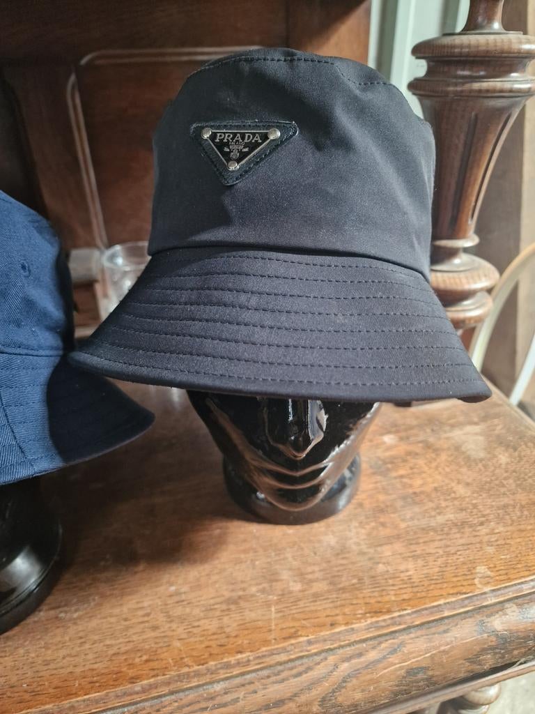 Zgan Prada milano bucket/ fisherman's had hoed, Kleding | Heren, Hoeden en Petten, Ophalen, Zo goed als nieuw
