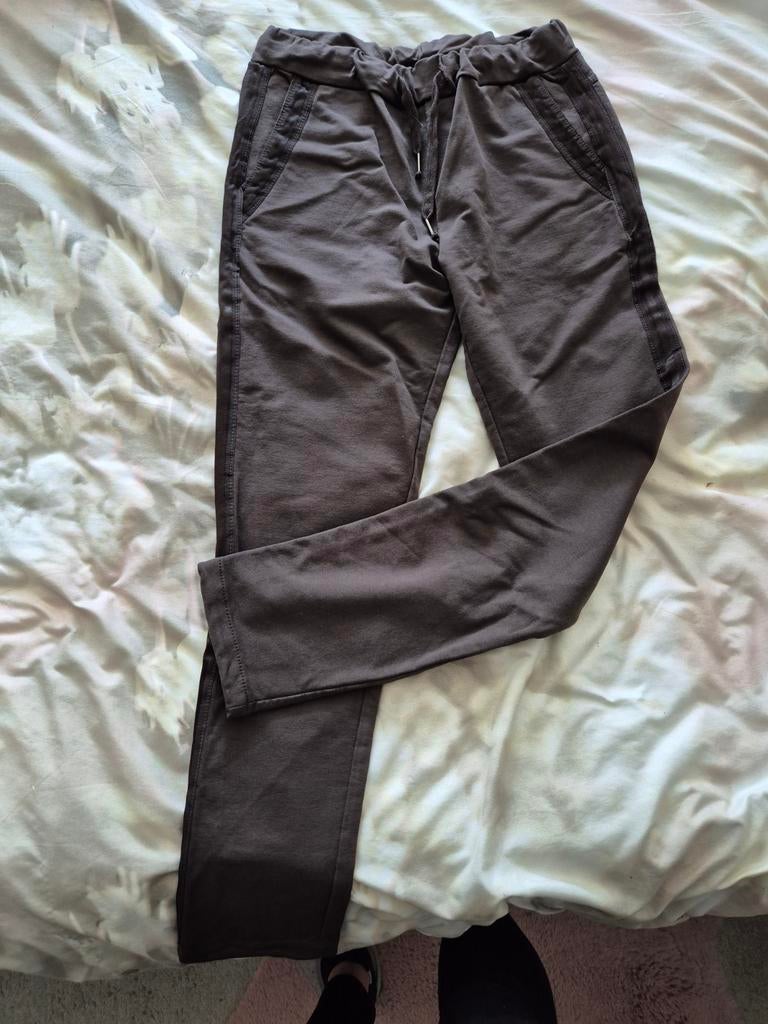 Donkerbruine joggingbroek maat S, Kleding | Dames, Ophalen of Verzenden