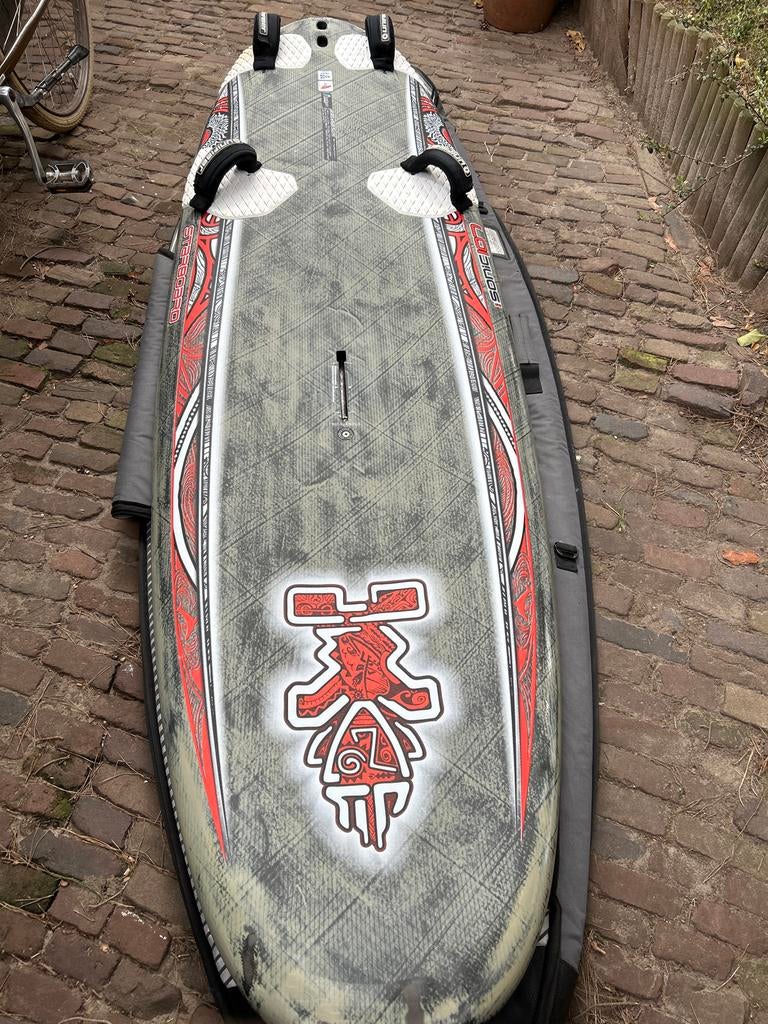 Starboard Isonic 107 Race/Slalom, Watersport en Boten, Windsurfen, Ophalen, Gebruikt, 7 m² of meer, Minder dan 250 cm