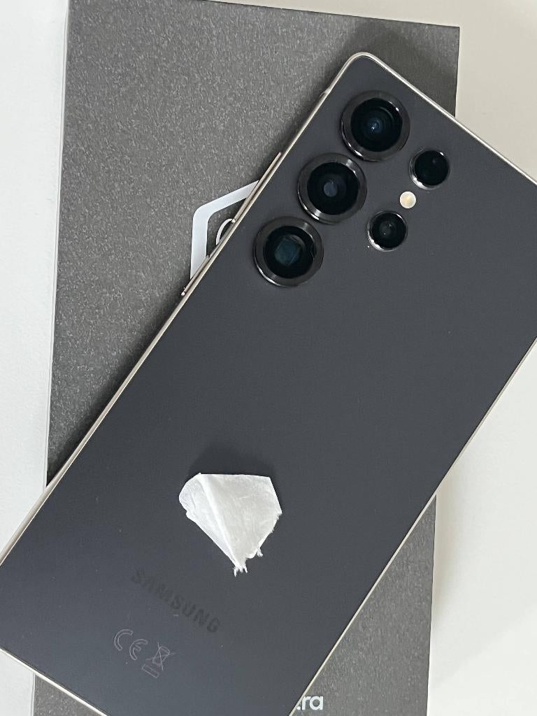 Samsung Galaxy S25 Ultra 256GB-TitaniumBlack-cases+protector, 256 GB, Ophalen of Verzenden, Zo goed als nieuw, Zwart