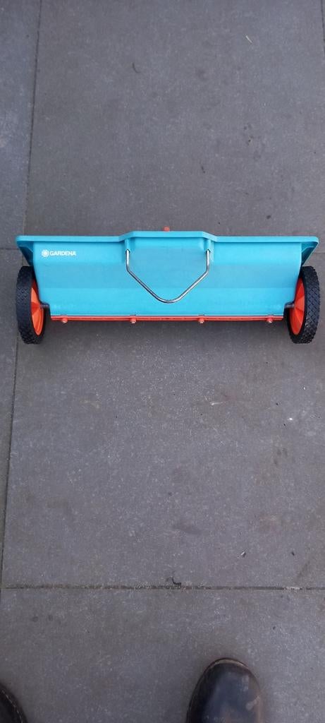 Gardena kunstmest strooier, Tuin en Terras, Plantenvoeding, Ophalen