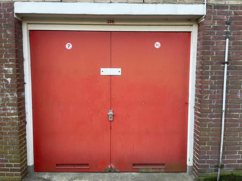 Te koop: Garagebox Vlaardingen West ca. 15m2 (5x3m), Zuid-Holland