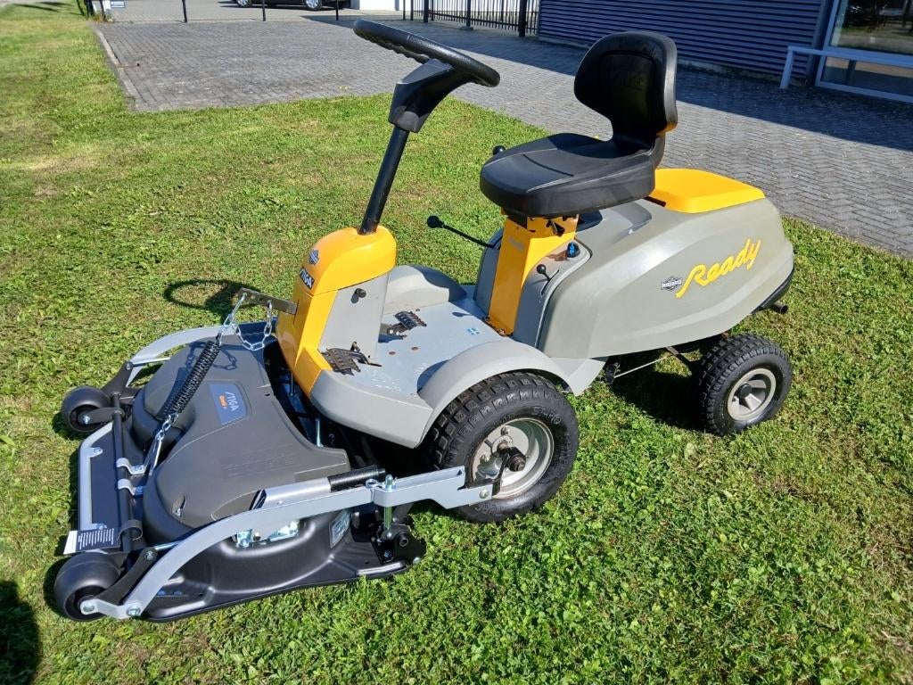 Stiga Ready gebruikt, met compleet nieuw maaidek 85cm mulch, Tuin en Terras, Ophalen, Stiga Husqvarna, Versnellingen, Zo goed als nieuw