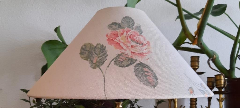 Mooie vintage lampenkap bloemen, Huis en Inrichting, Lampen | Lampenkappen, Ophalen of Verzenden, Zo goed als nieuw, Rond, 25 tot 50 cm