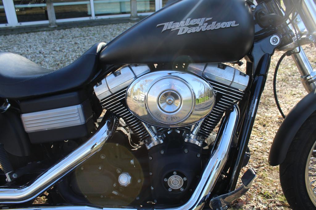 Harley-Davidson Dyna Street Bob FXDBi - foto 2