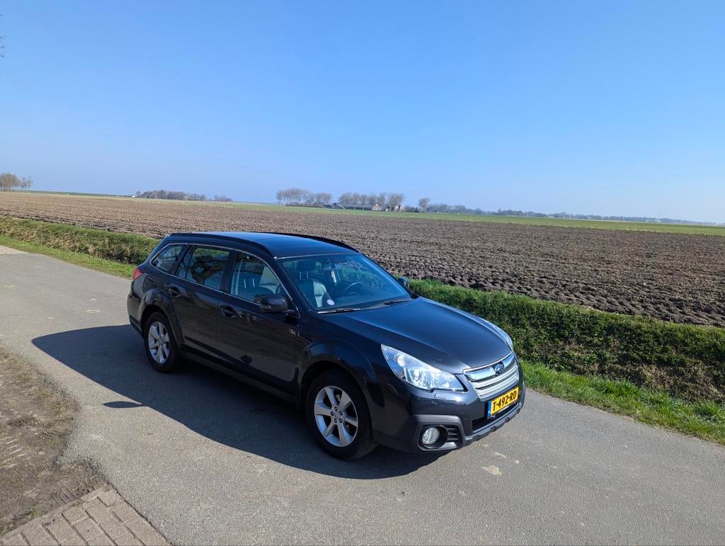 Subaru Legacy 2.5 I Outback AWD CVT 2014 Grijs, Euro 5, 1800 kg, Zwart, Legacy