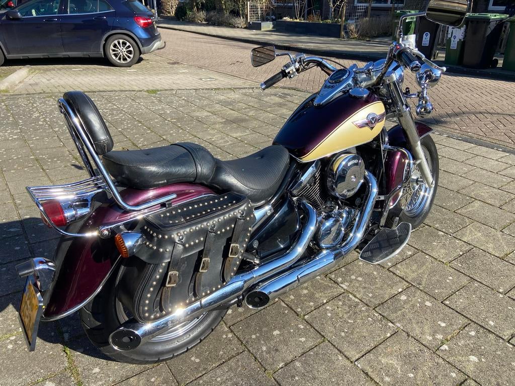 Kawasaki VN 800 Classic Tourer