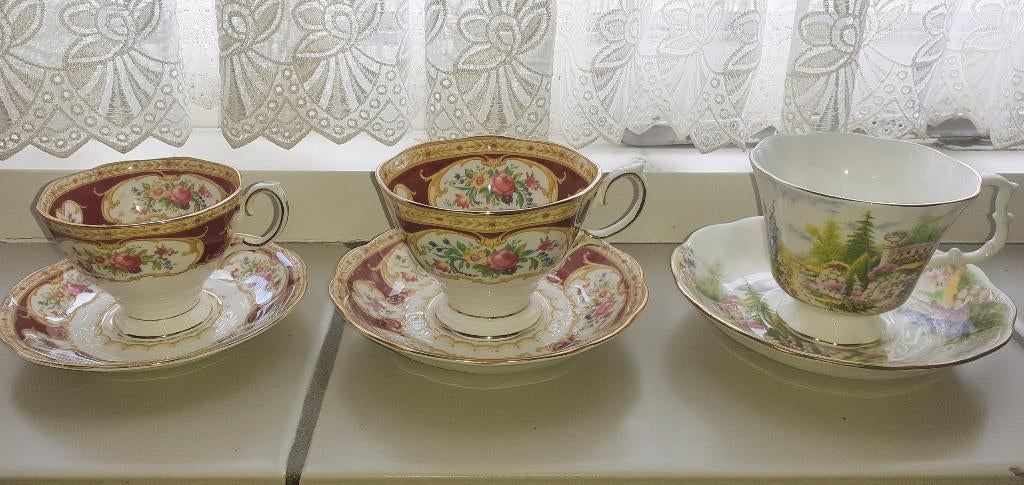 Royal Albert kop en schotels, Ophalen of Verzenden, Zo goed als nieuw, Porselein, Kop en/of schotel