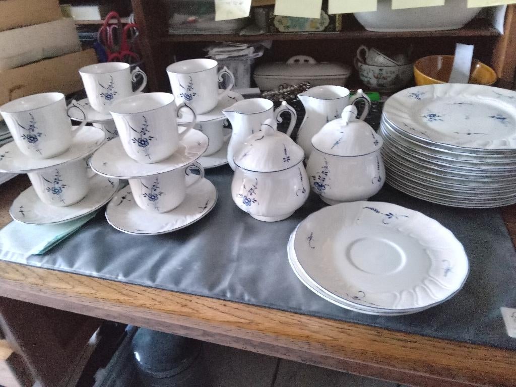 serviesdelen Villeroy en Boch serie LUXEMBOURG, Antiek en Kunst, Ophalen of Verzenden