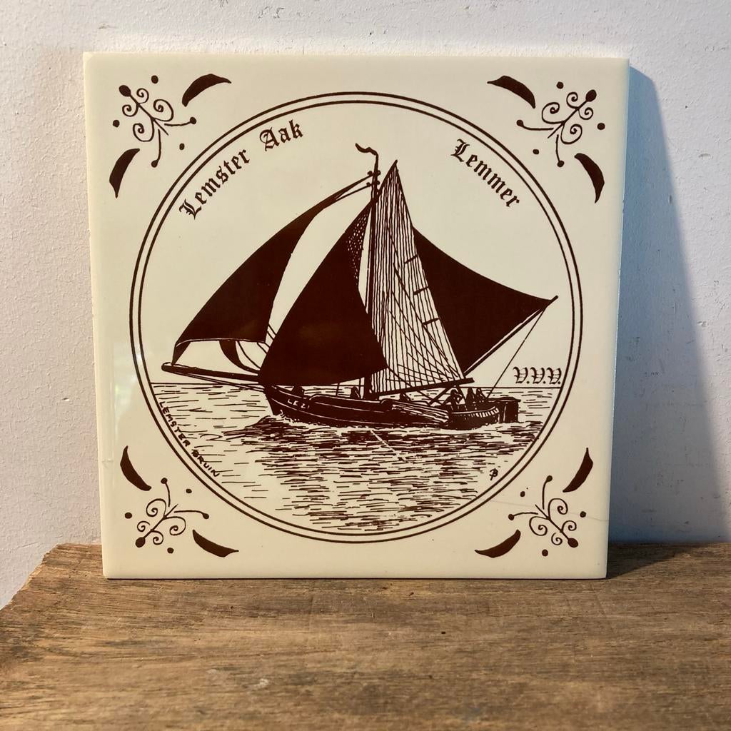 Vintage wandtegel Lemster Aak Lemmer, Ophalen of Verzenden