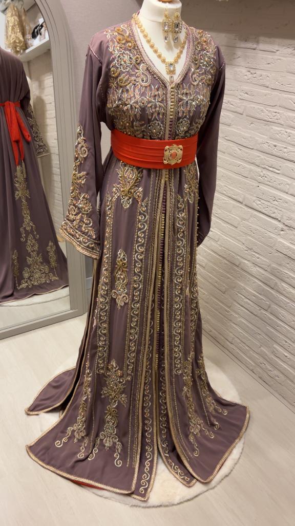 Takshita ongedragen!, Maat 38/40 (M), Overige typen, Paars, Takshita