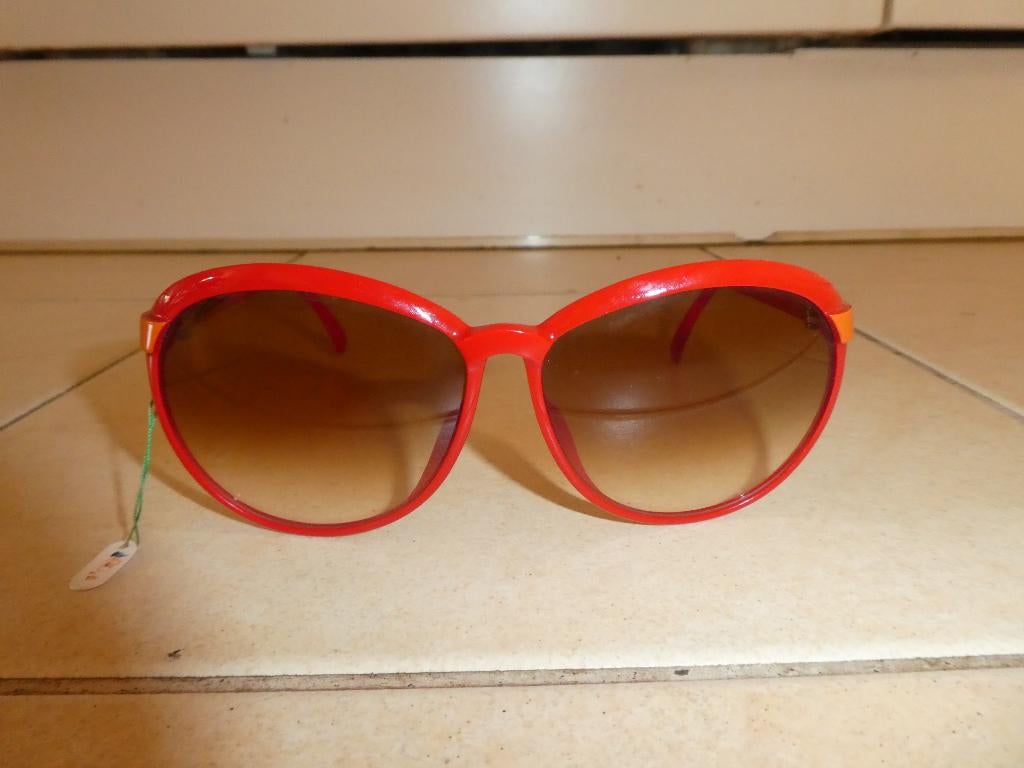 Vintage Optyl Viennaline 80's oversized zonnebril roodoranje, Overige merken, Zonnebril, Verzenden, Zo goed als nieuw