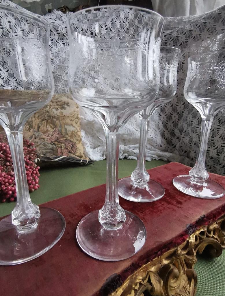 Antieke glazen 4x, tulp vorm kristal 16,5H geëtst Miekje, Verzamelen, Glas en Borrelglaasjes, Ophalen of Verzenden, ., ., .