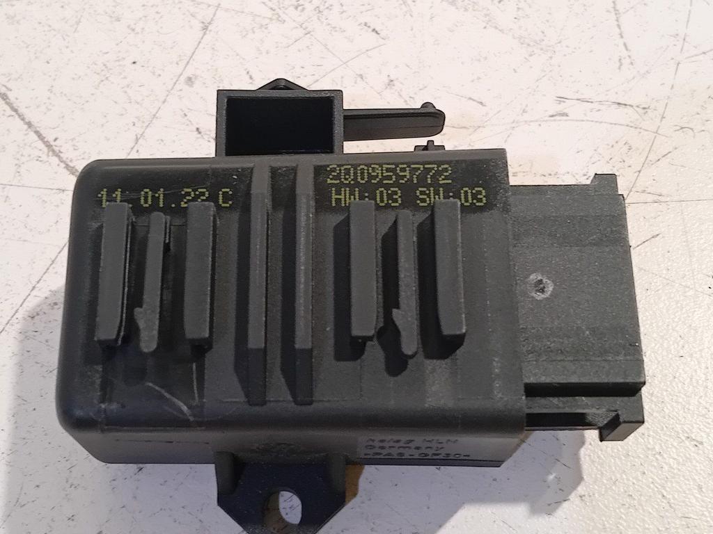 Computer stoelverwarming Volkswagen Polo, Auto-onderdelen, Onderdelen@venauto.nl, Van der Ven Autorecycling B.V., Gebruikt, Ettenseweg 76, 4706 PB Roosendaal, The Netherlands