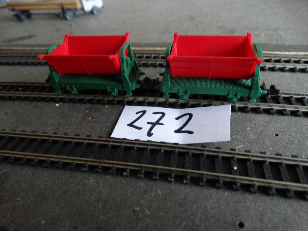 N-Spoor: Trix. Adv 272: 2 kiepkarren. Lorries., Gelijkstroom of Wisselstroom, Trix, Wagon, Ophalen of Verzenden