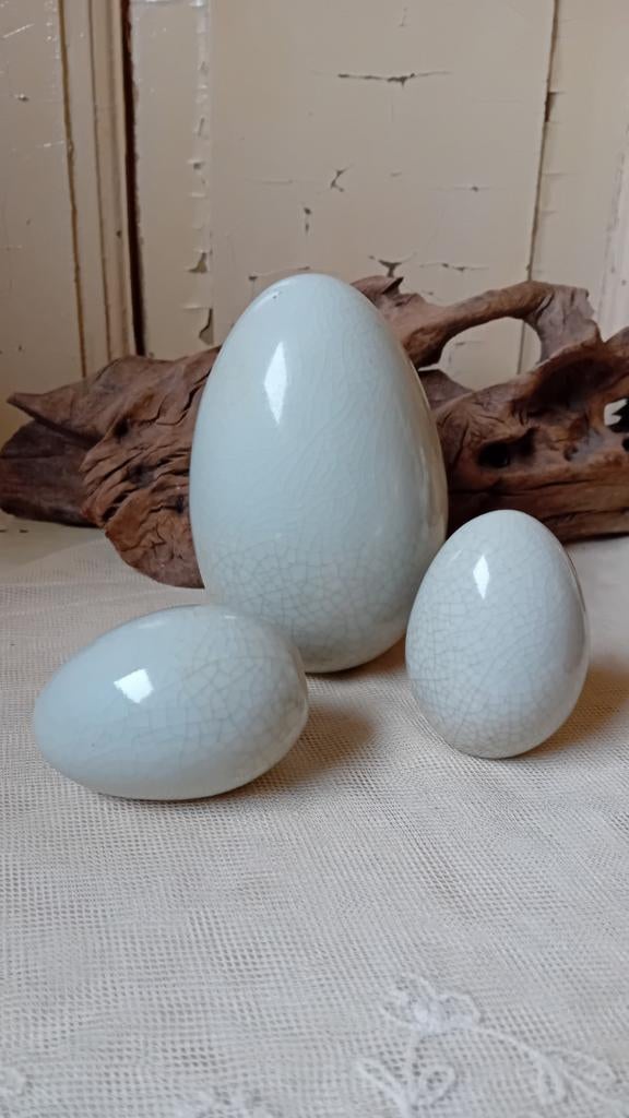 3 eieren keramiek, Verzenden