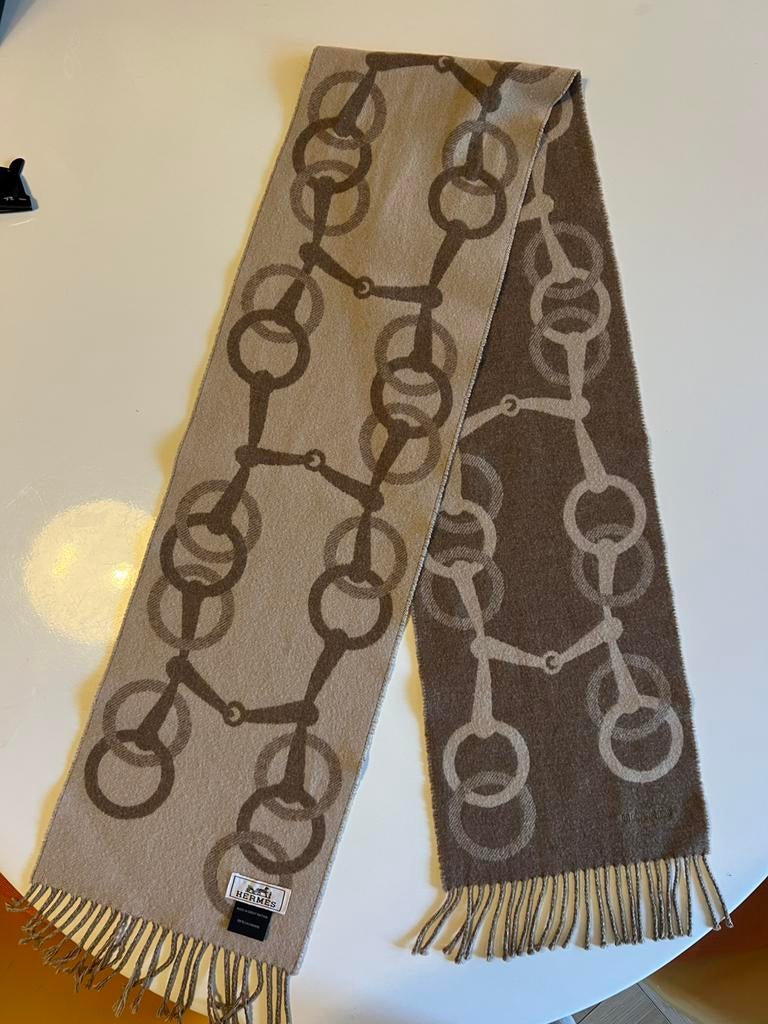 Hermes sjaal shawl - beige bruin, Ophalen of Verzenden, Zo goed als nieuw, Maat 46/48 (XL) of groter, Sjaal