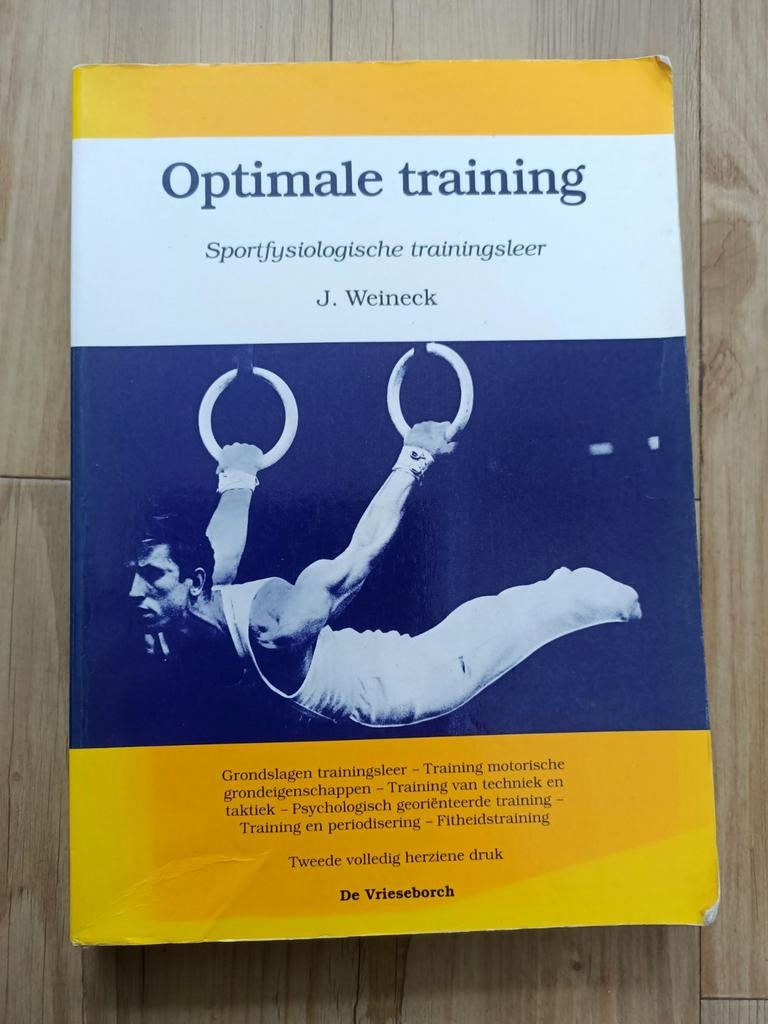 Optimale Training - Sportfysiologische trainingsleer, Ophalen of Verzenden, Gelezen, Overige onderwerpen, J. Weineck