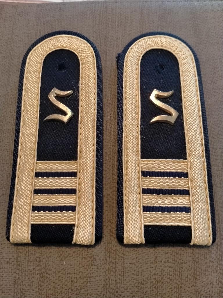 DDR Volksmarine setje rangen offizierschuler 4e jaars, Verzenden, Marine, Duitsland, Embleem of Badge