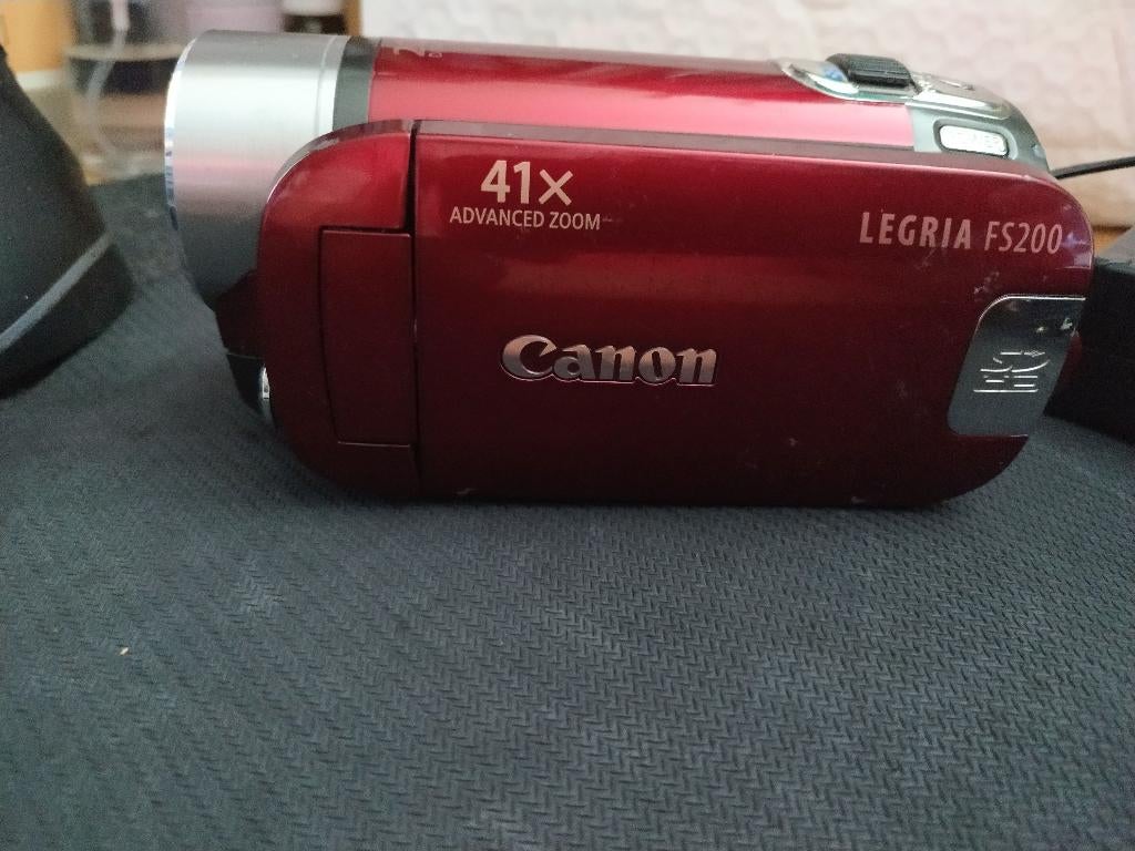 Canon LEGRIA FS200 SD Camcorder, Gebruikt, Canon, 20x of meer, Ophalen of Verzenden