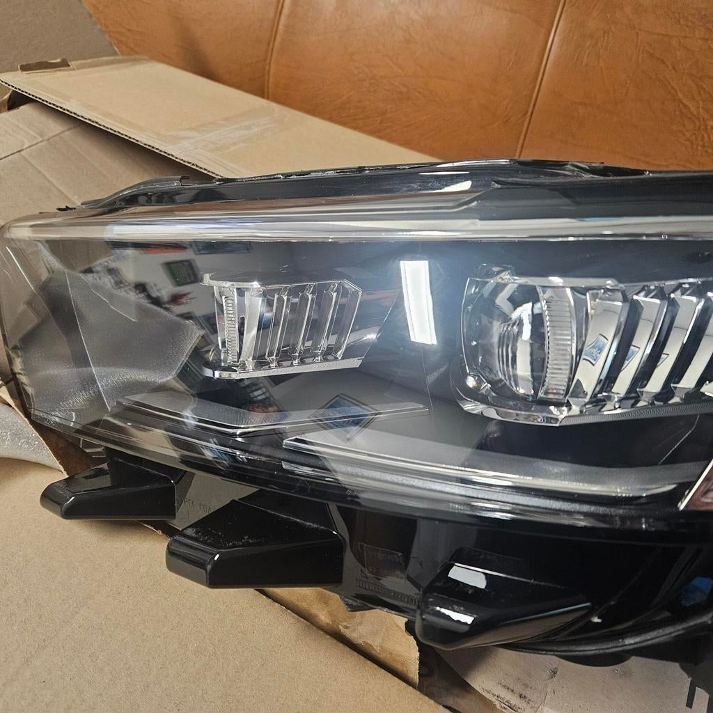 Koplamp Origineel T ROC links LED nieuwstaat!!!!!!!!, Auto-onderdelen, Verlichting, Ophalen of Verzenden, Nieuw