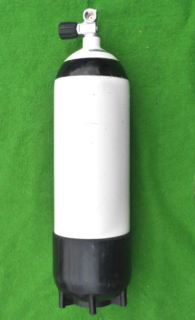 Duikfles 10 liter, 230 bar, gebruiksklaar - in keur!, Watersport en Boten, Duiken, Ophalen of Verzenden, Zo goed als nieuw, Duikfles