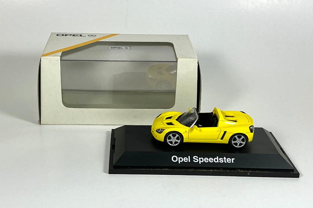 Schuco Opel Speedster 2001 diecast 1:43 NIEUW in Dealer doos, Hobby en Vrije tijd, Modelauto's | 1:43, Ophalen of Verzenden, Nieuw