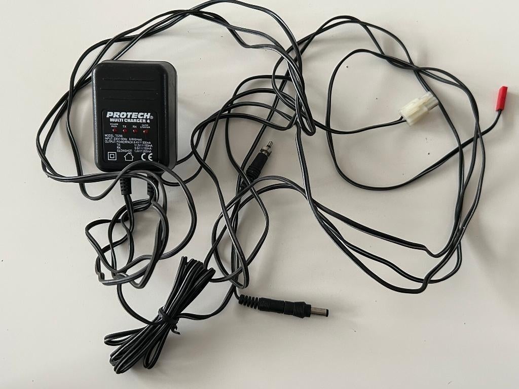 Protech muli charger 4 rc modelbouw, Hobby en Vrije tijd, Modelbouw | Radiografisch | Auto's, Ophalen of Verzenden, Gebruikt, Overige schalen