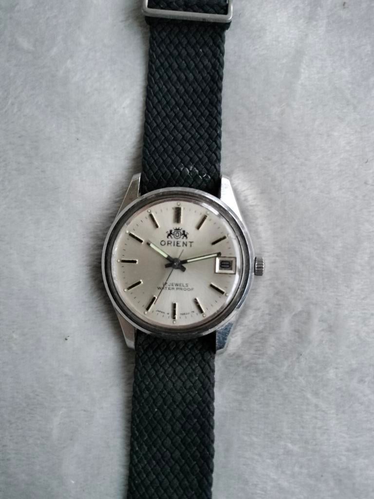 Orient 17 jewels water resistant horloge. lopend, Sieraden, Tassen en Uiterlijk, Horloges | Antiek, Ophalen of Verzenden, Polshorloge