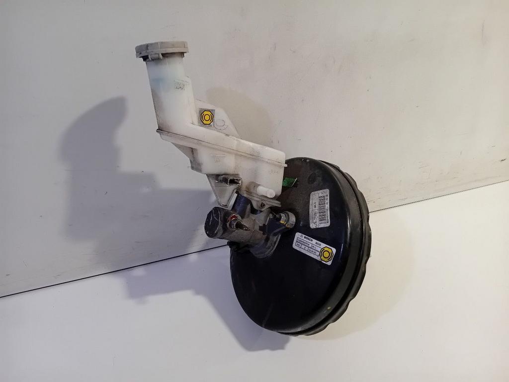 Rembekrachtiger Suzuki Baleno, Auto-onderdelen, Onderdelen@venauto.nl, Van der Ven Autorecycling B.V., Gebruikt, Ettenseweg 76, 4706 PB Roosendaal, The Netherlands