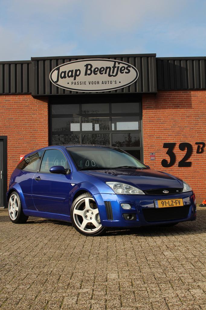 Ford Focus 2.0 RS 2003 Blauw Origineel NL, 4 cilinders, Alcantara, Handgeschakeld, Blauw