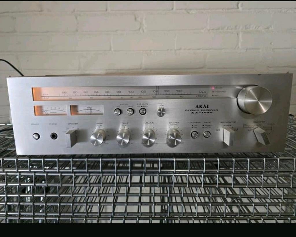 Akai stereo receiver AA-1030 - VINTAGE TOPPER!, Ophalen