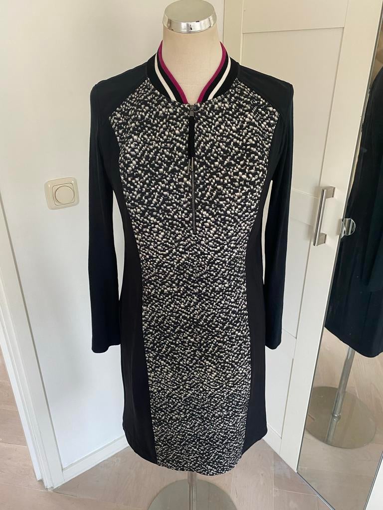 Marc Cain Sports Jurk Zwart/Wit Maat M, Kleding | Dames, Maat 38/40 (M), Zwart, Ophalen of Verzenden, Zo goed als nieuw