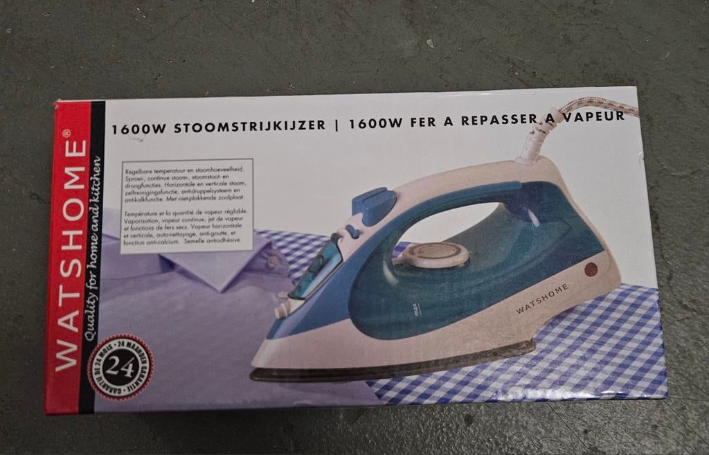 Nieuwe stoom Strijkijzer 1600 Watt, Ophalen of Verzenden, Nieuw, Strijkijzer met snoer