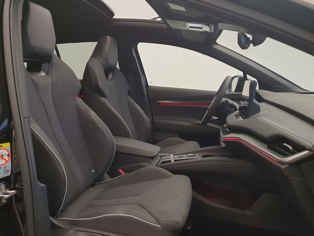 Skoda Enyaq 85 Sportline 82 kWh 286pk Wegklapbare trekhaak,, Auto's, Skoda, Automaat, 12 maanden, Achterwielaandrijving, Zwart