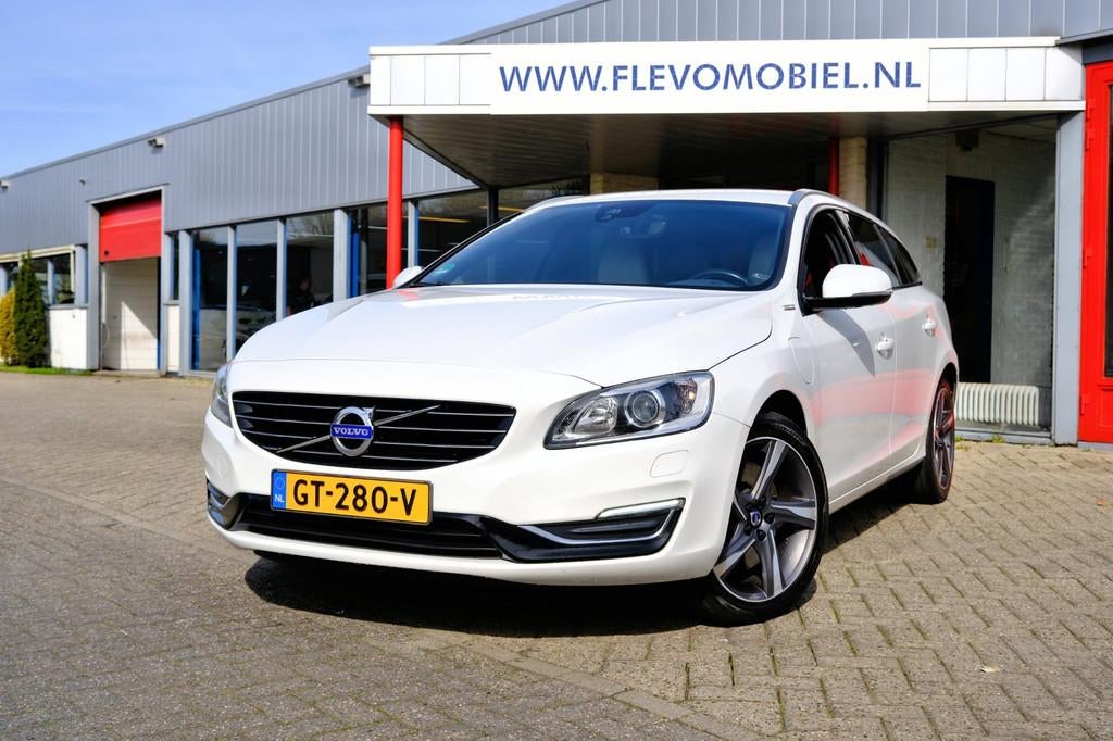 Volvo V60 2.4 D5 Twin Engine Special Edition Aut. Xenon|Lede, Auto's, Volvo, Automaat, Euro 6, Vierwielaandrijving, 1880 kg