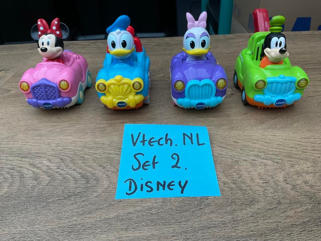 4 zgan Vtech toet toet Disney autootjes Nederlandstalig, Ophalen, Zo goed als nieuw