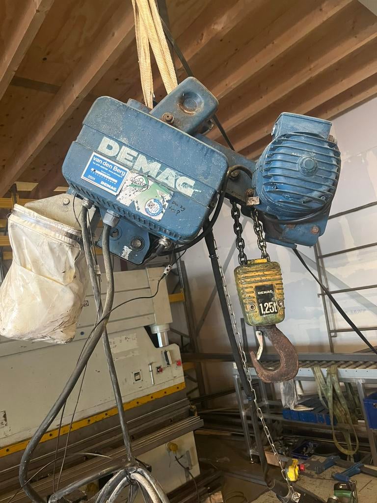 Demag takel 1250 kg, Ophalen, Gebruikt