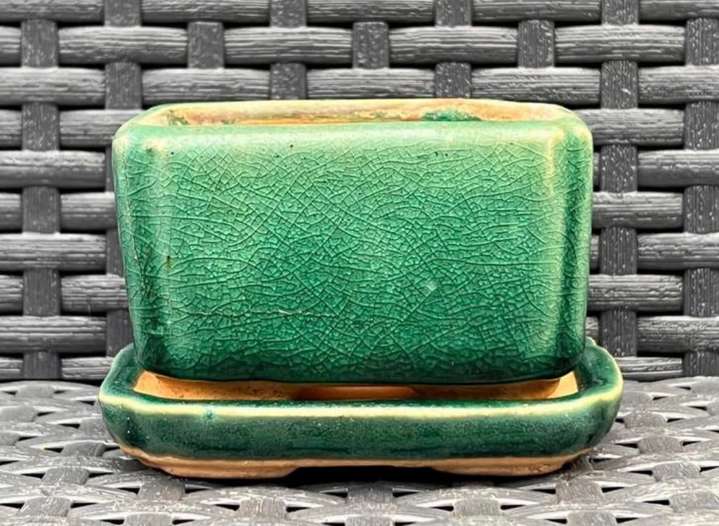 Bonsai pot + onderzetter groen geglazuurd 8,4x6,8x5,1, Ophalen of Verzenden, Zo goed als nieuw, Aardewerk, Rechthoekig