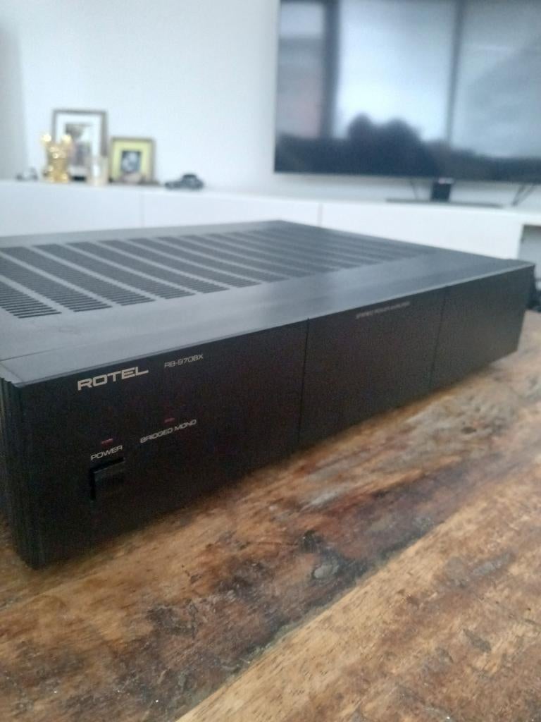 Rotel RB-970BX eindversterker, Overige merken, Ophalen of Verzenden, Zo goed als nieuw, 60 tot 120 watt