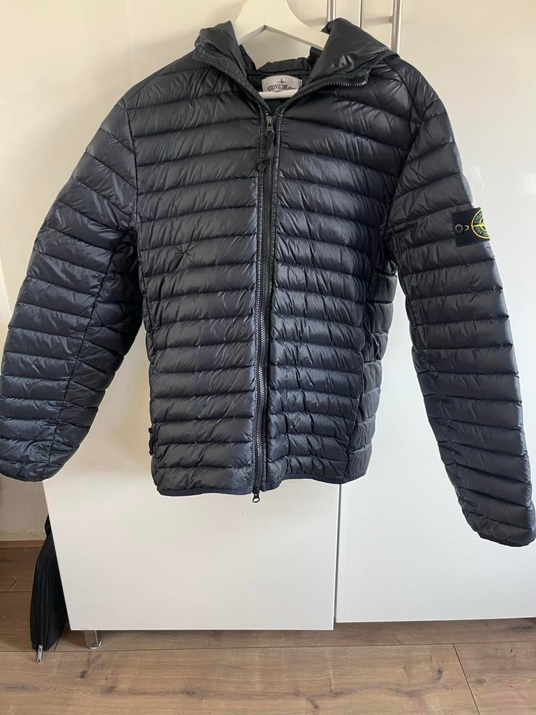 Stone Island jas - Zwart donsjack, Kleding | Heren, Jassen | Winter, Ophalen of Verzenden, Gedragen, Maat 48/50 (M), Zwart