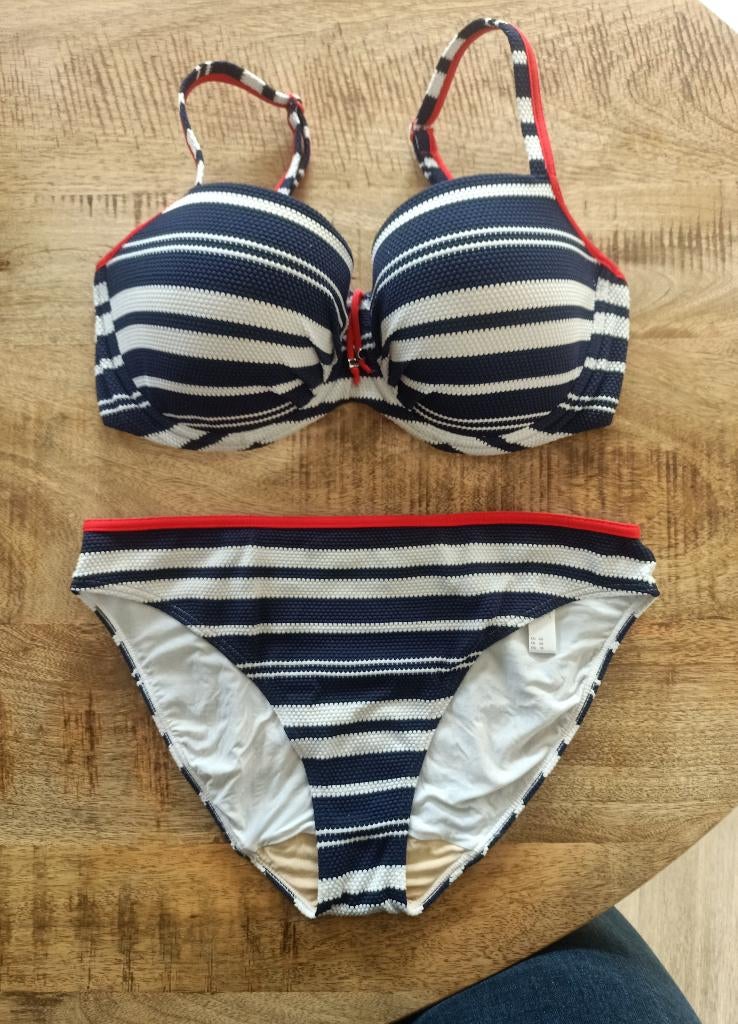 Prima donna bikini 75 E broekje 38 ZGAN blauw wit 75E, Kleding | Dames, Badmode en Zwemkleding, Blauw, Ophalen of Verzenden, Zo goed als nieuw