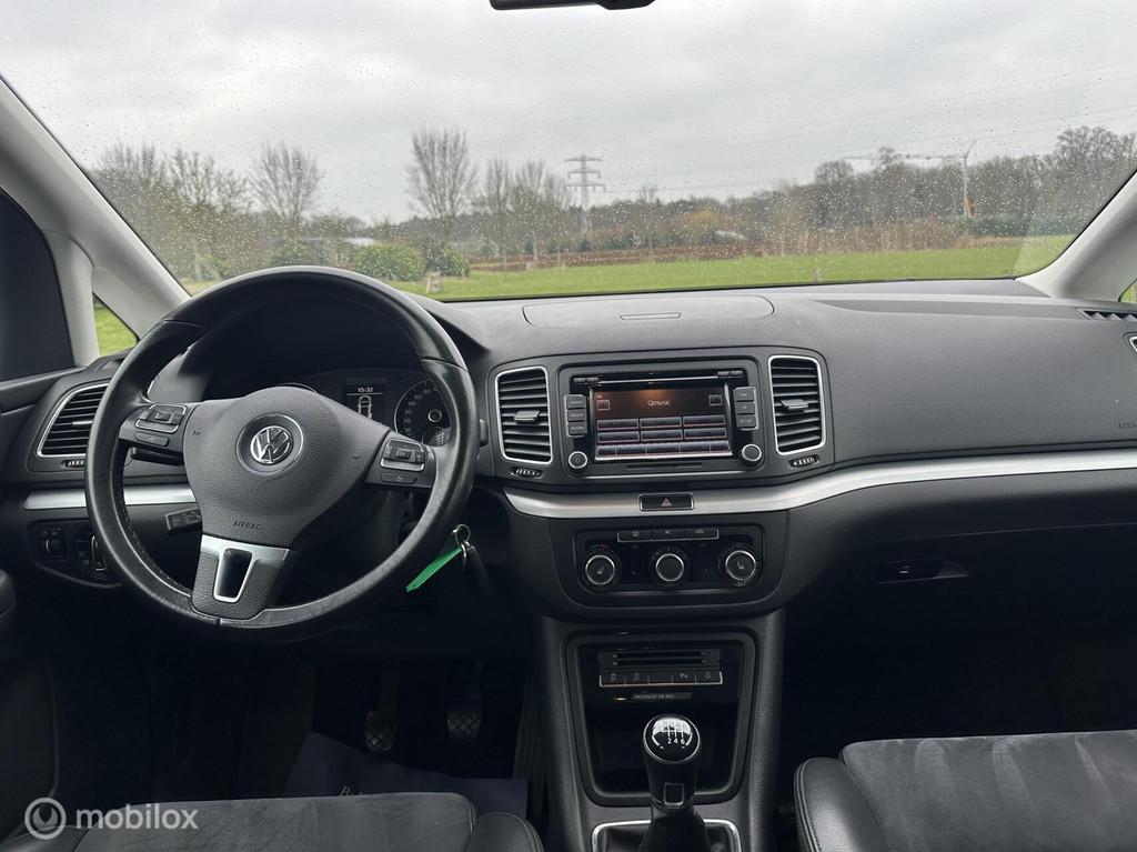 ✅Volkswagen Sharan 1.4 TSI Highline 7-personen Trekhaak, Voorwielaandrijving, Zwart, 4 cilinders, 7 stoelen