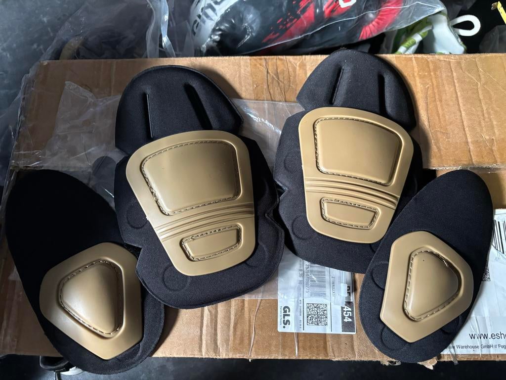 Nieuwe Tactische Knie- en Elleboogbeschermers Set, Ophalen of Verzenden, Nieuw